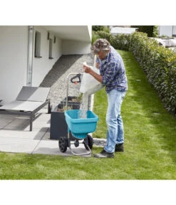 GARDENA Streuwagen XL 22 GARDENA Streuwagen XL -Gartenbedarfsgeschäft 4058145 WE MO 001 GardenaStreuwagenXL