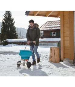 GARDENA Streuwagen XL 27 GARDENA Streuwagen XL -Gartenbedarfsgeschäft 4058145 WE MO 006 GardenaStreuwagenXL