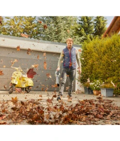 GARDENA Akku-Bläser PowerJet 18V P4A Set -Gartenbedarfsgeschäft 6726350 WE MO 001 GARDENAAkkuBlaeserPowerJet18VP4ASet 1