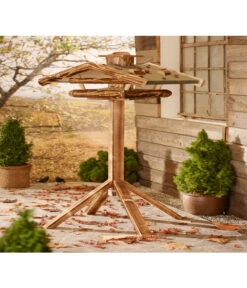 Dehner Natura Futterhaus Watzmann, Geflammt, Inkl. Ständer, Ca. B40/H133/T55 Cm -Gartenbedarfsgeschäft X005452800 BildM 001 FutterhausWendelsteinGeflammt